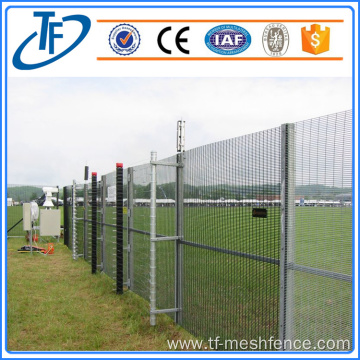 Prison and military anti-climb 358 high security fence